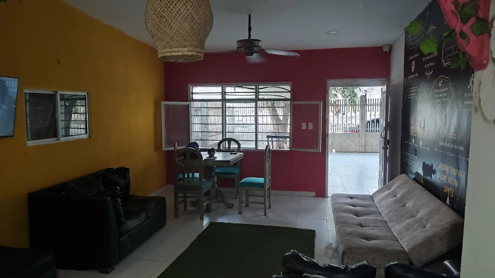 Hostal Cerca Al Mar Cartagena Colombia